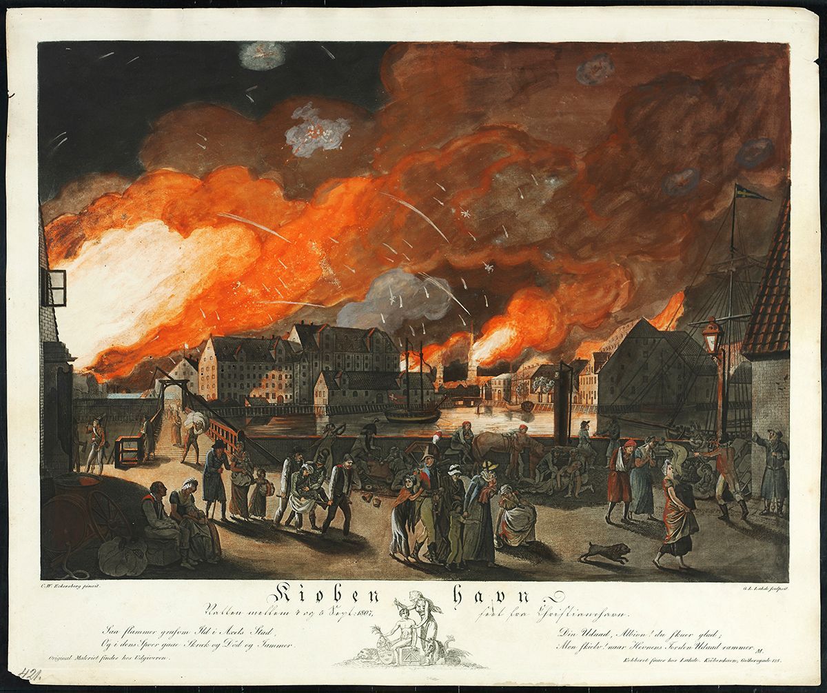 Kolorert tegning av by i brann: København blir bombet av britene i 1807. Flyktende befolkning i forgrunn